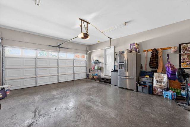 129 Deerview Dr, Columbia, TN 38401