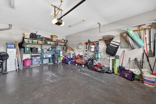 129 Deerview Dr, Columbia, TN 38401