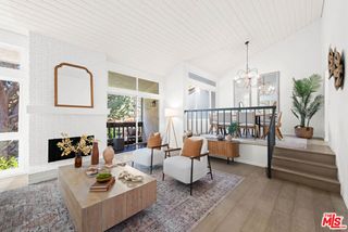 17243 Palisades Circle, Pacific Palisades (los Angeles), CA 90272