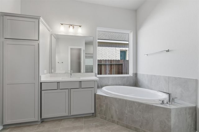 18810 Eastwood Ridge Court, Crosby, TX 77532