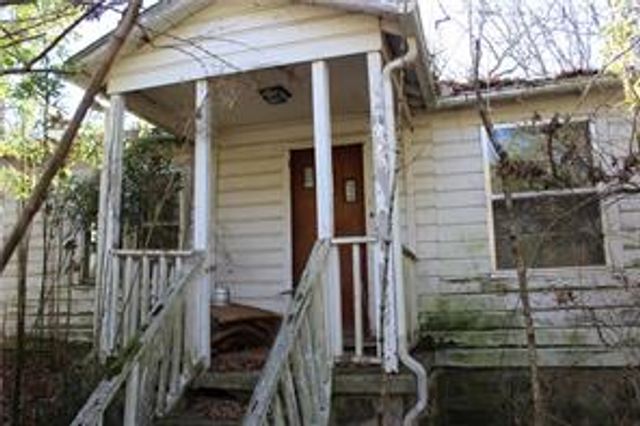 275 W 22nd Street, Fayetteville, AR 72701