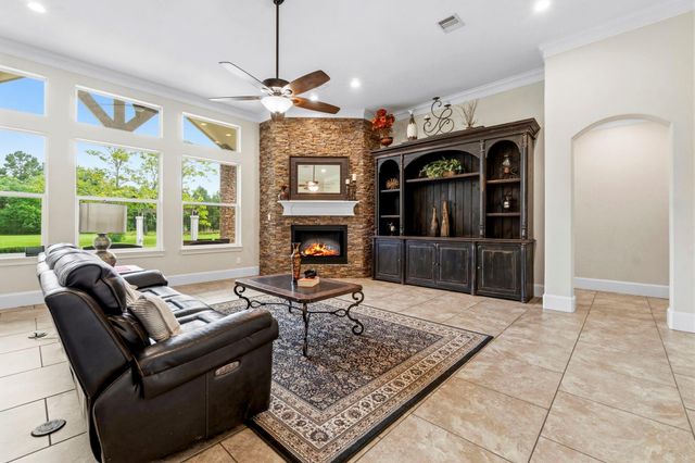 10810 Post Oak Drive, Conroe, TX 77385
