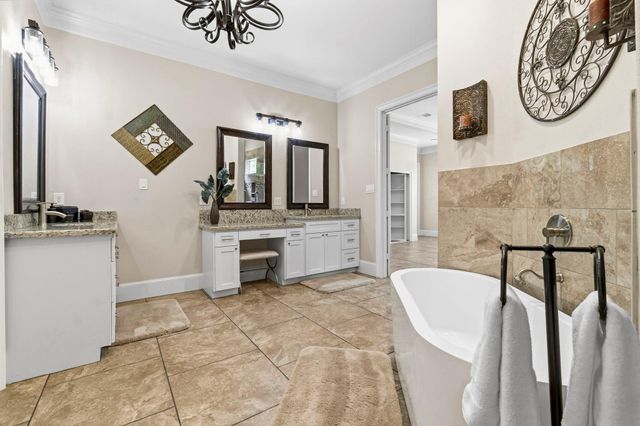 10810 Post Oak Drive, Conroe, TX 77385