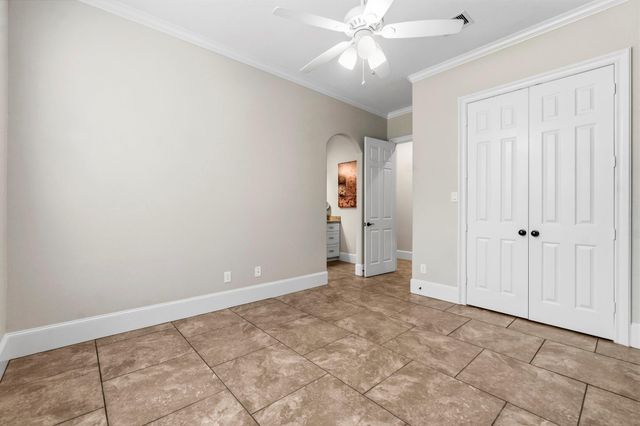 10810 Post Oak Drive, Conroe, TX 77385