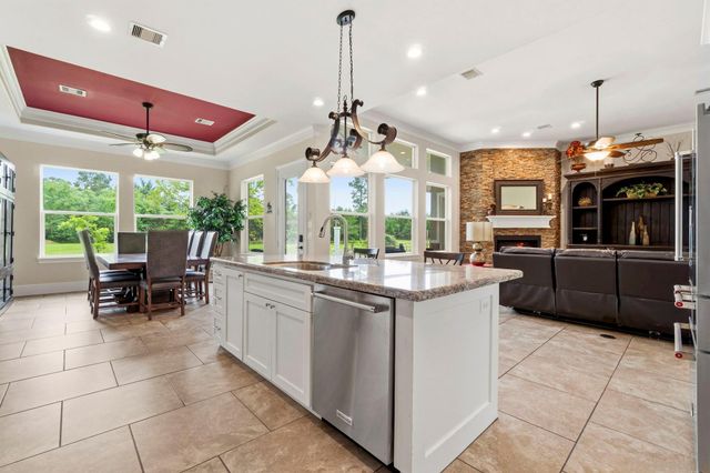 10810 Post Oak Drive, Conroe, TX 77385