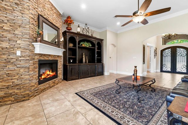 10810 Post Oak Drive, Conroe, TX 77385