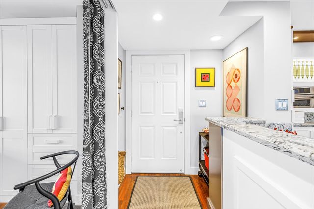 700 BEACH DRIVE NE 708, St Petersburg, FL 33701