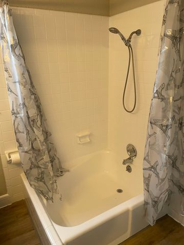 2003 Hackberry Ln, Nashville, TN 37206