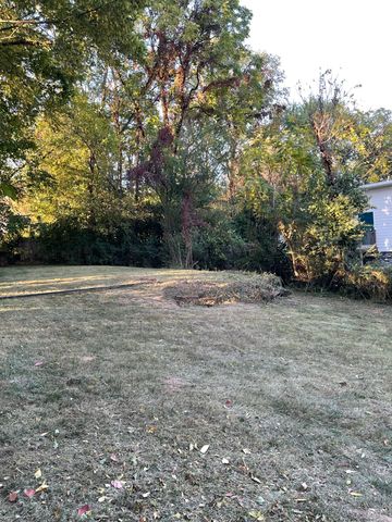 2003 Hackberry Ln, Nashville, TN 37206