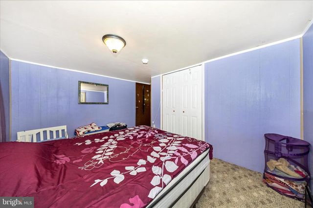 9607 CRYSTAL FALLS DR, Hagerstown, MD 21740