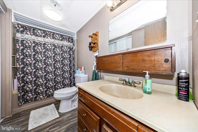 9607 CRYSTAL FALLS DR, Hagerstown, MD 21740