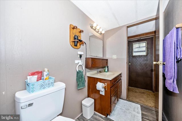 9607 CRYSTAL FALLS DR, Hagerstown, MD 21740