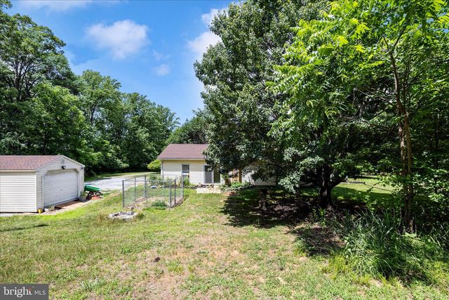 9607 CRYSTAL FALLS DR, Hagerstown, MD 21740
