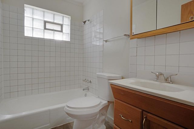 5730 N 91st STREET, Milwaukee, WI 53225