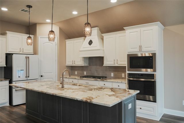 201 Pisa LN, Georgetown, TX 78628
