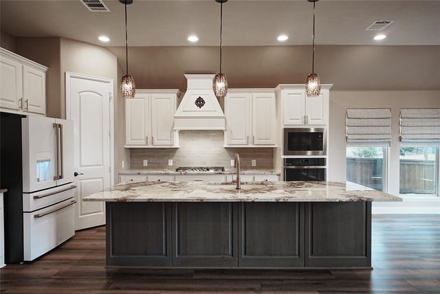 201 Pisa LN, Georgetown, TX 78628