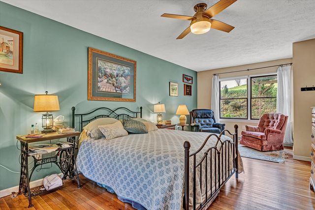 1085 Carters Island RD, Goodview, VA 24095