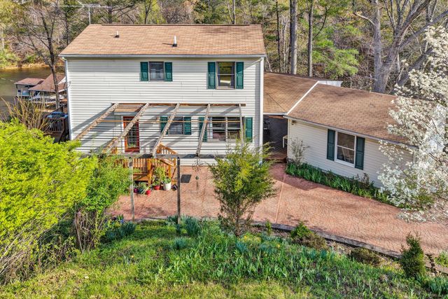 1085 Carters Island RD, Goodview, VA 24095