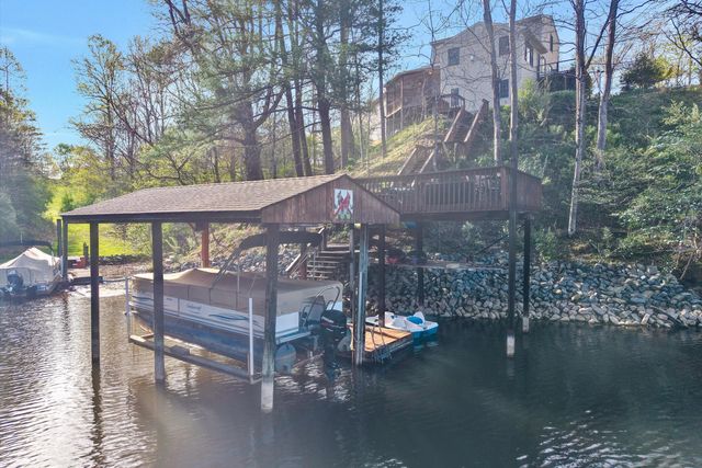 1085 Carters Island RD, Goodview, VA 24095