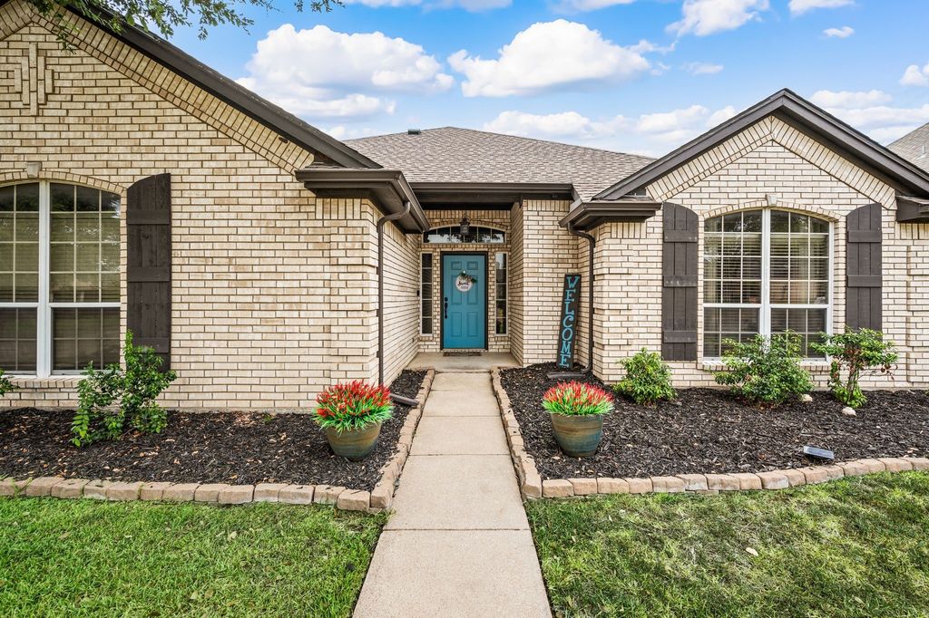 501 Kempson Court, Saginaw, TX 76179 — photo 5
