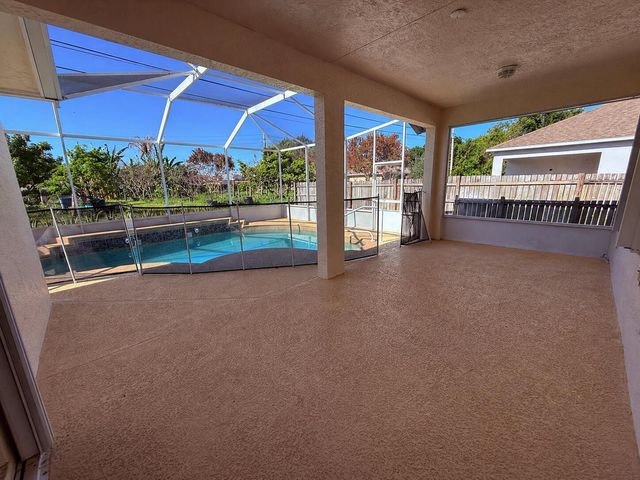 1006 SW Majorca Avenue, Port St. Lucie, FL 34953