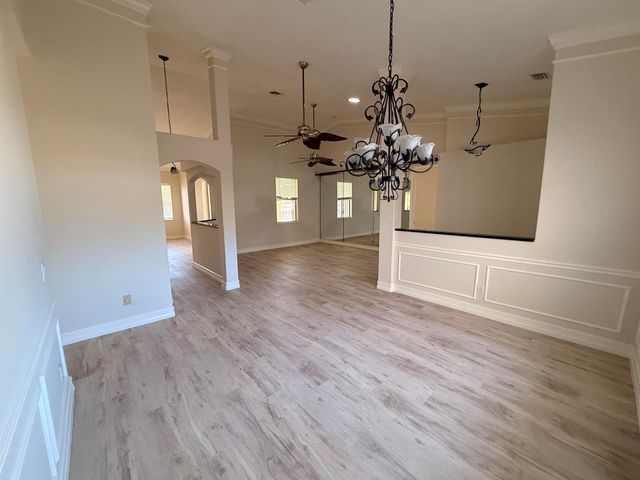 1006 SW Majorca Avenue, Port St. Lucie, FL 34953