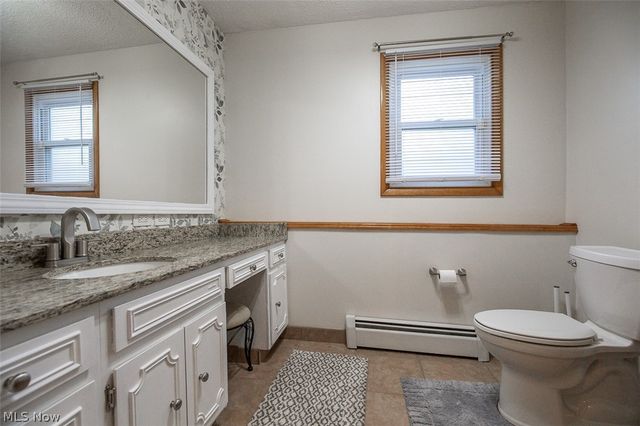 18810 Dellwood Drive, Walton Hills, OH 44146