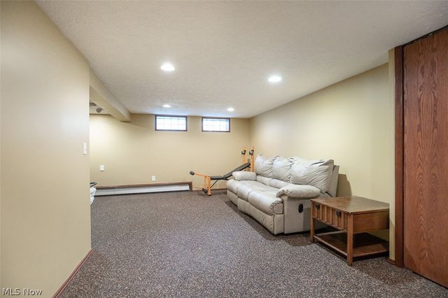 18810 Dellwood Drive, Walton Hills, OH 44146
