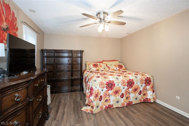 18810 Dellwood Drive, Walton Hills, OH 44146