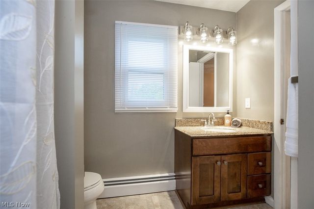18810 Dellwood Drive, Walton Hills, OH 44146