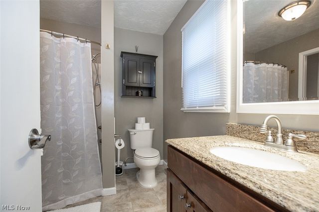 18810 Dellwood Drive, Walton Hills, OH 44146