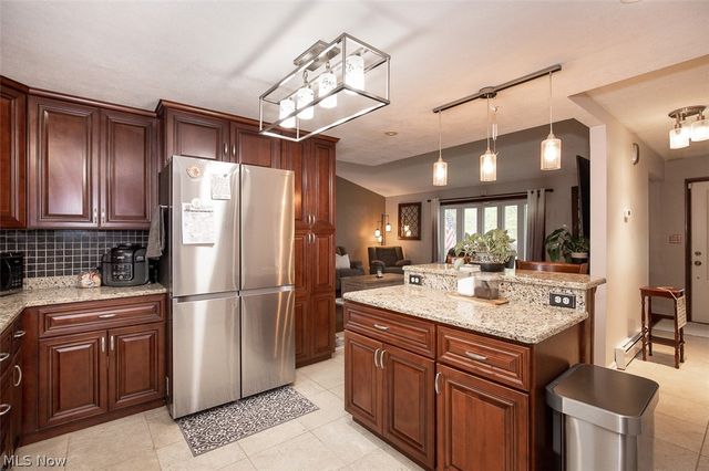18810 Dellwood Drive, Walton Hills, OH 44146