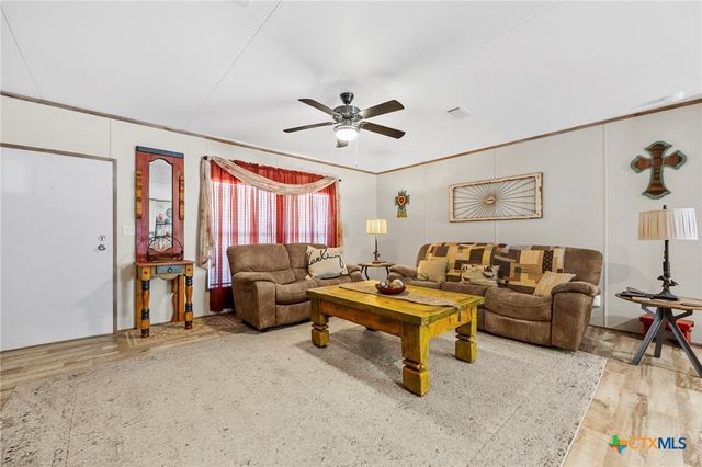 300 Private Road 3221, Kempner, TX 76539