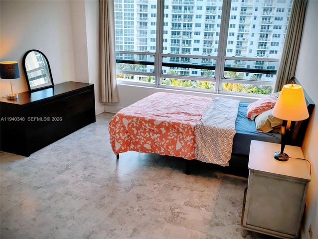 1500 Bay Rd 854S, Miami Beach, FL 33139