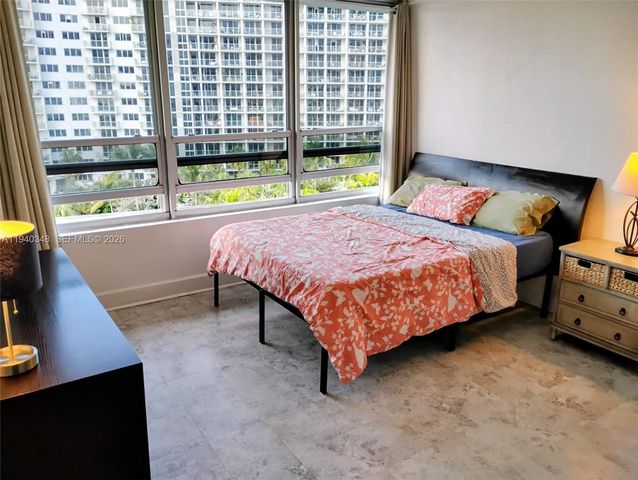 1500 Bay Rd 854S, Miami Beach, FL 33139