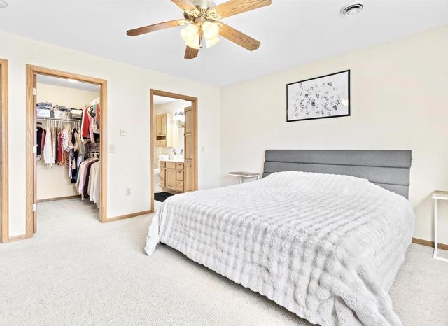 630 Riverview Court, Jefferson, WI 53549