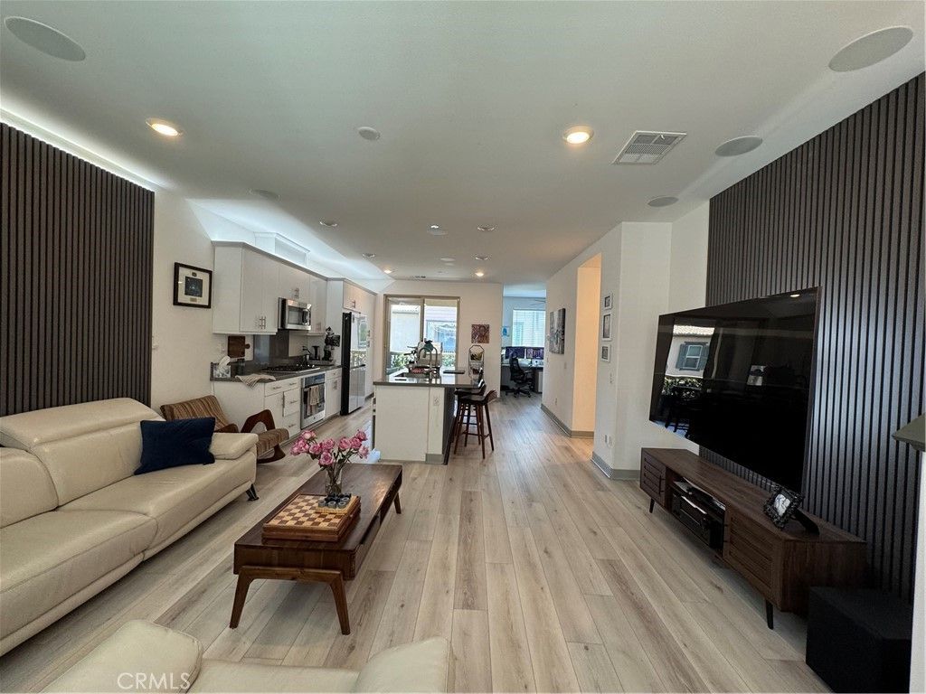 2135 Emerald Grotto, Upland, CA 91786