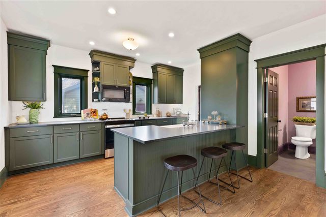 1132 26th Street, Des Moines, IA 50311