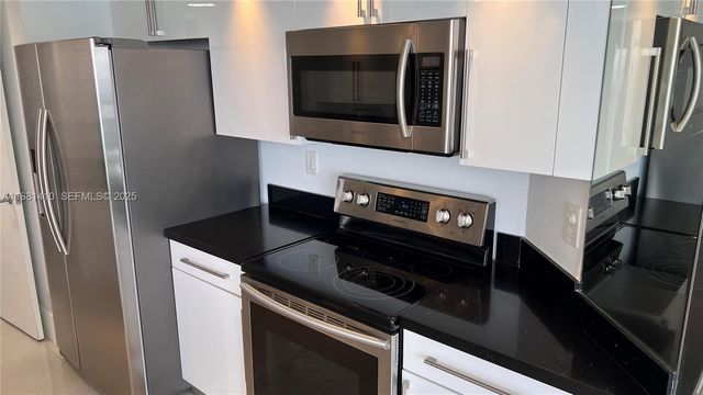 16485 Collins Avenue 2334, Sunny Isles Beach, FL 33160