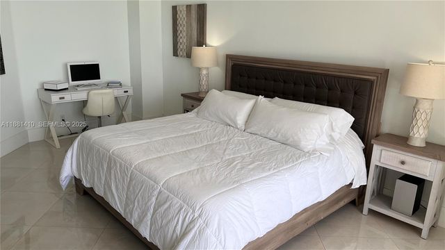 16485 Collins Avenue 2334, Sunny Isles Beach, FL 33160