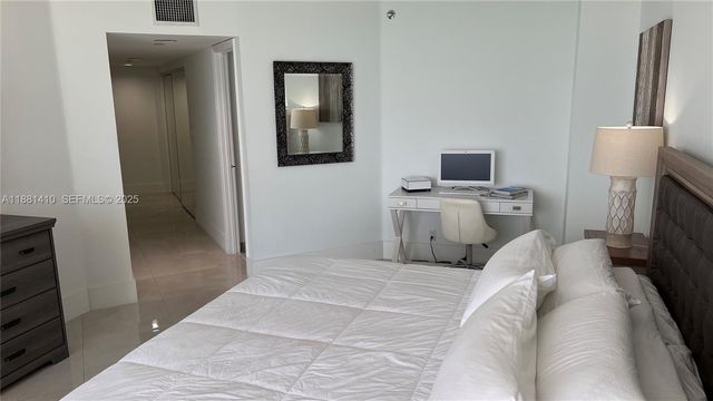 16485 Collins Avenue 2334, Sunny Isles Beach, FL 33160