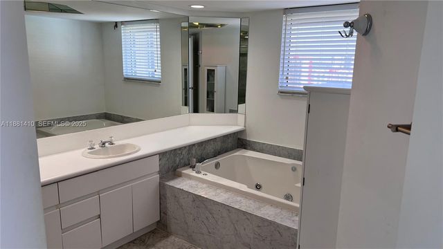 16485 Collins Avenue 2334, Sunny Isles Beach, FL 33160