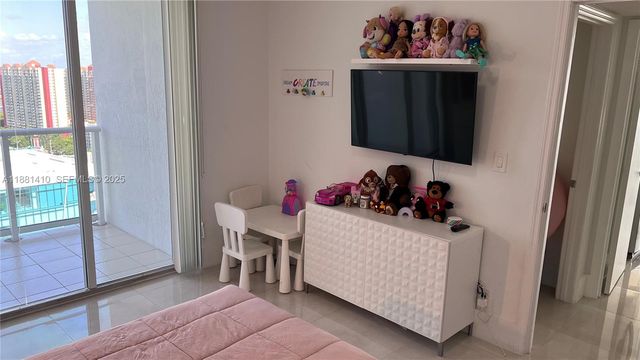 16485 Collins Avenue 2334, Sunny Isles Beach, FL 33160