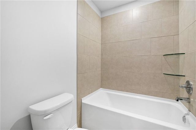 3847 Lockaby Way, Lawrenceville, GA 30044