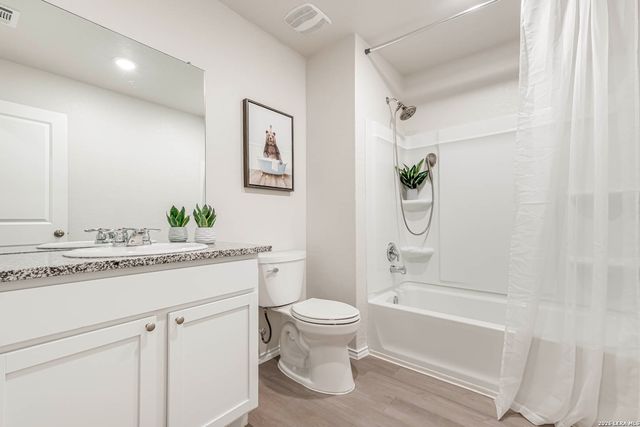 10410 McClintock Dr, Converse, TX 78109