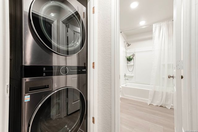 10410 McClintock Dr, Converse, TX 78109