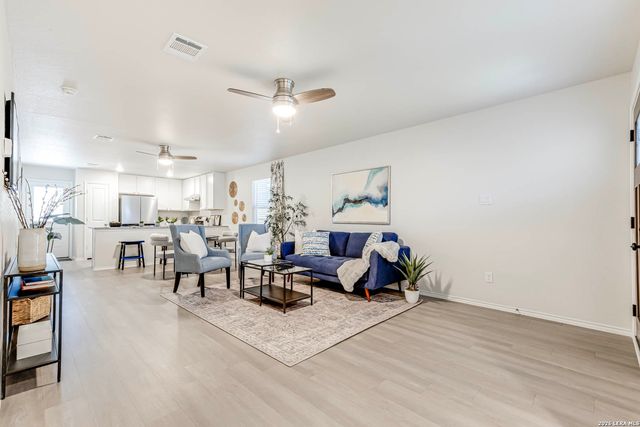 10410 McClintock Dr, Converse, TX 78109