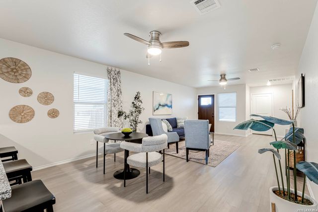 10410 McClintock Dr, Converse, TX 78109