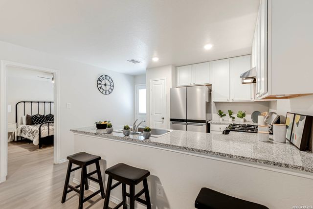 10410 McClintock Dr, Converse, TX 78109