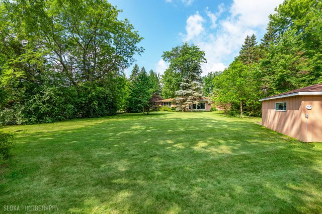 36461 N US Highway 45, Lake Villa, IL 60046